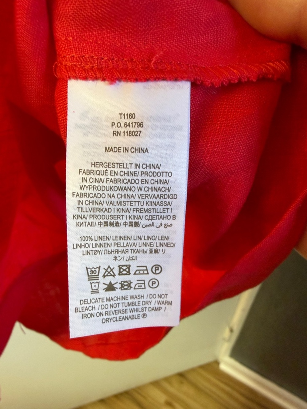 Boden Linen Coral-Red Puff-Sleeve V-Neck Button-Front Top - Picture 9 of 10